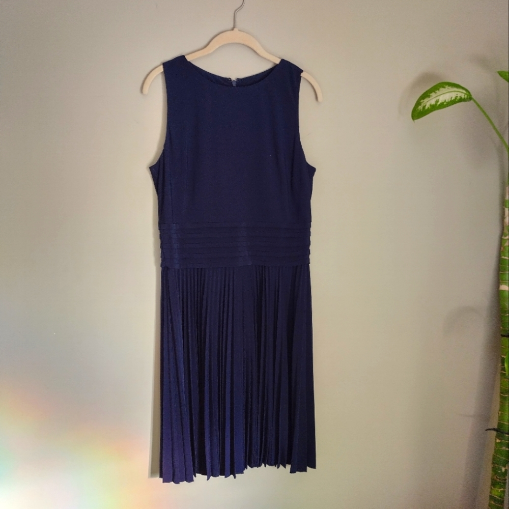 Eliza J Womens Navy Blue Pleated Dress Sz 10